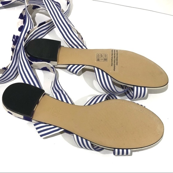 CAbi Tie Up Wrap Around Watercolor Stripe and Floral Sandals - Sz 10 - Picture 9 of 9